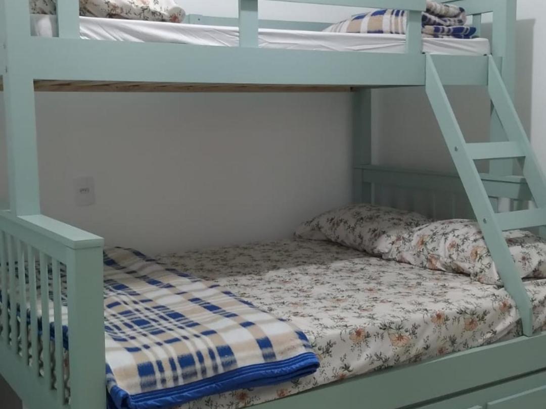 Vitoria Hostel Guarulhos Oda fotoğraf